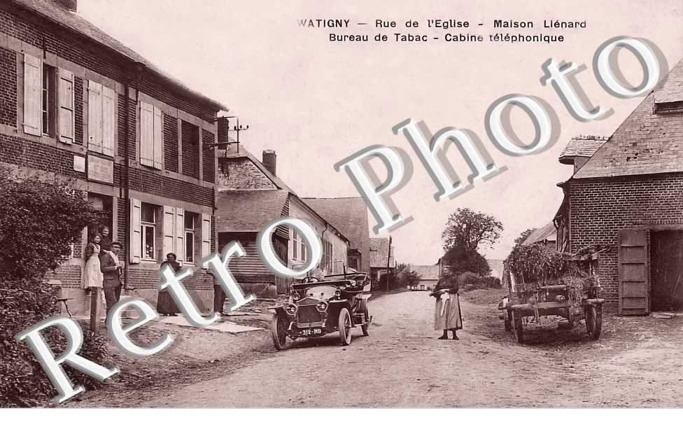 rue de l'église. Maison Liénard. Bureau de tabac. Cabine Téléphonique