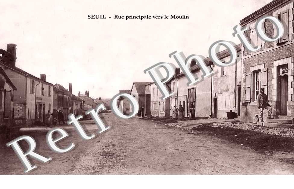 rue principale vers le moulin