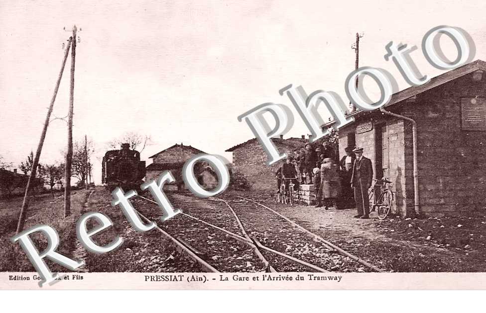 la gare et l'arrivée du Tramway