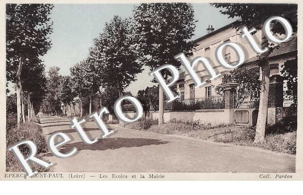 les écoles et la mairie