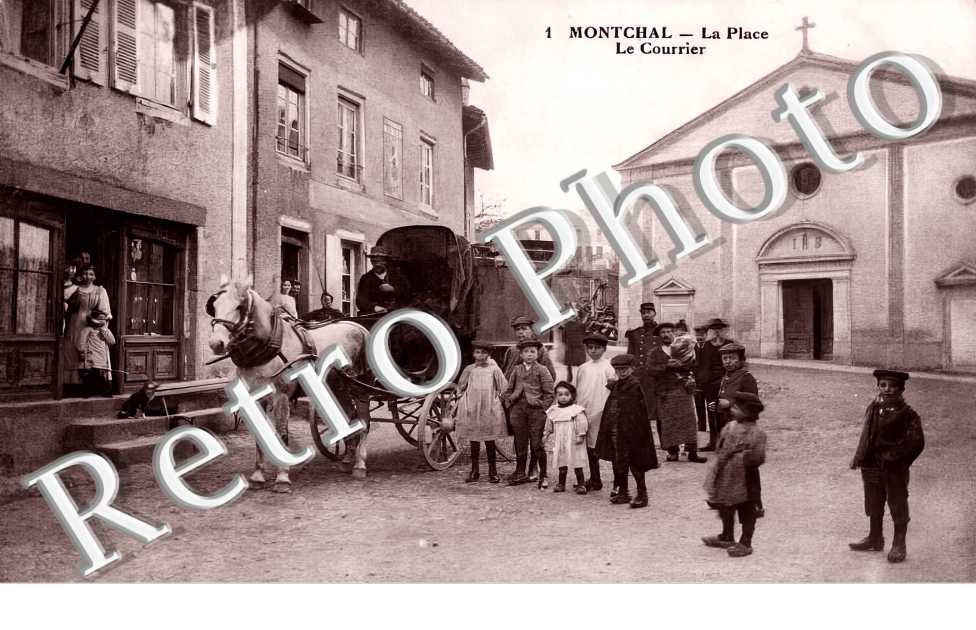 la Place. Le Courrier