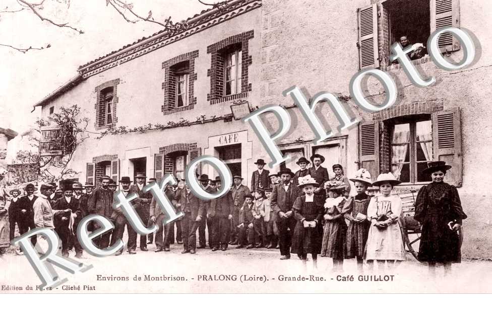 grande rue. Café Guillot