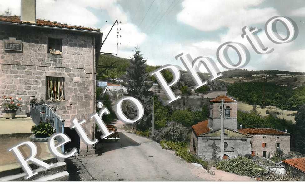 Intérieur du village