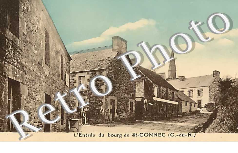 l'entrée du bourg