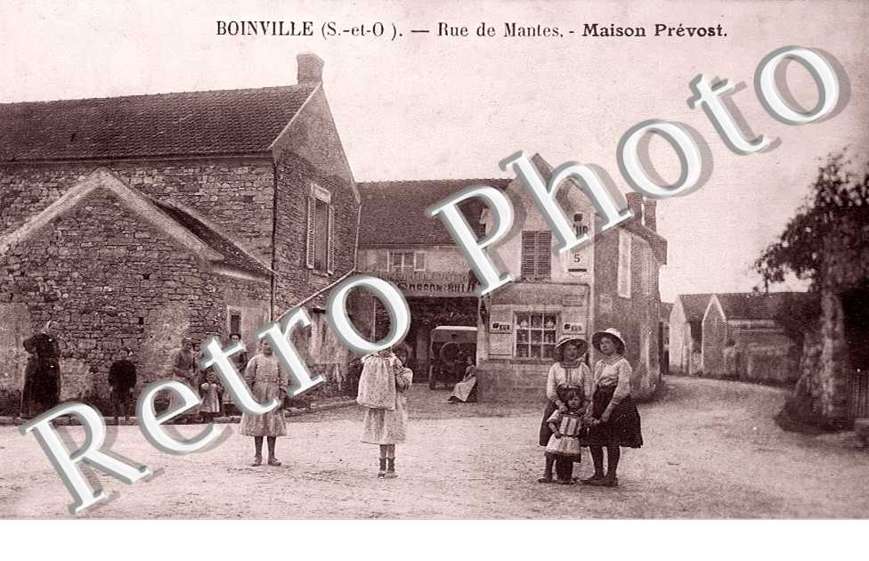 rue de Mantes. Maison Prévost.