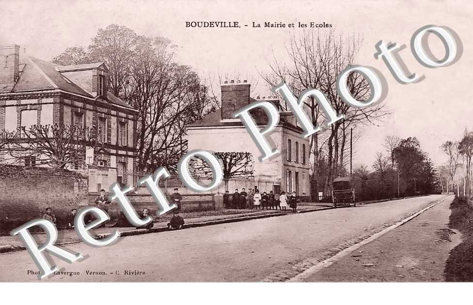 la mairie et les écoles