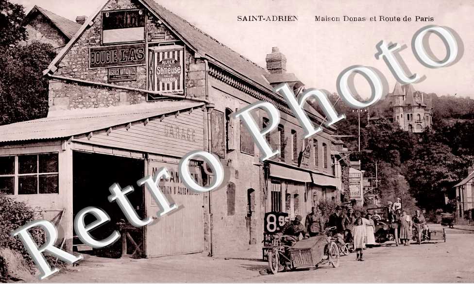 Saint-Adrien. Maison Donas et route de Paris.