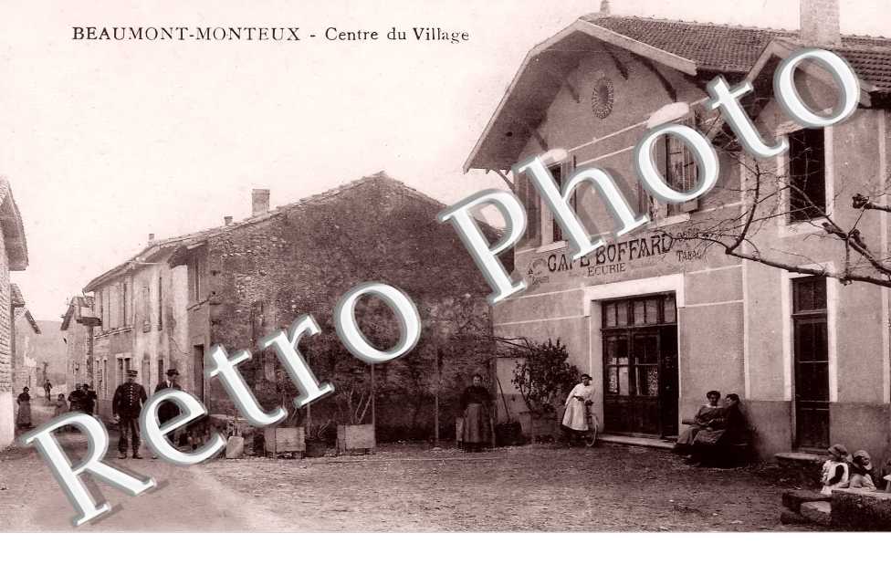 Centre du village. Café Boffard