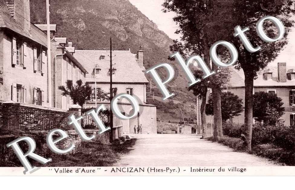 Intérieur du village
