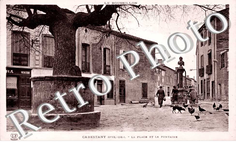 la place et la fontaine