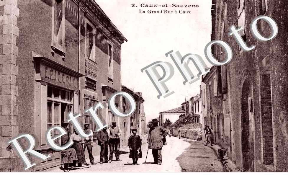 la grand'rue à Caux