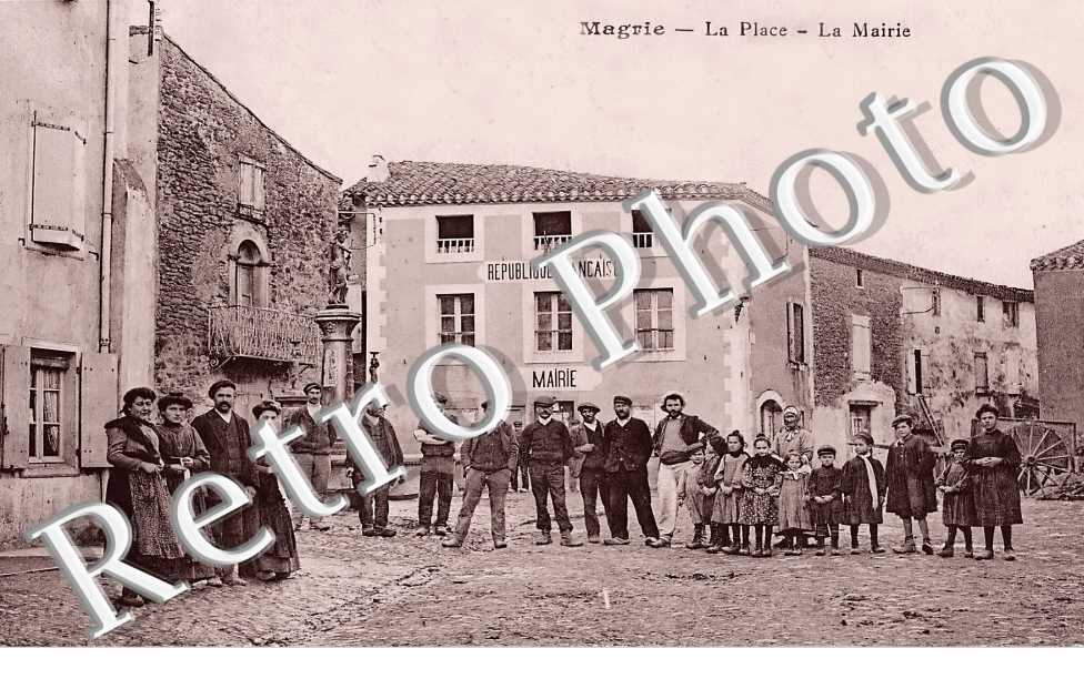 la place, la mairie
