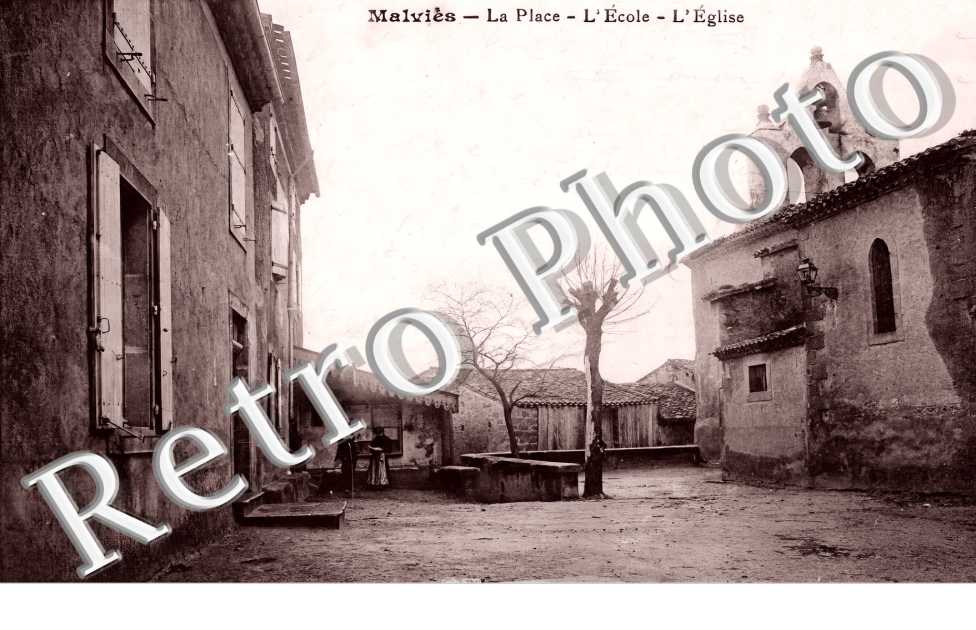 la place l'école l'église