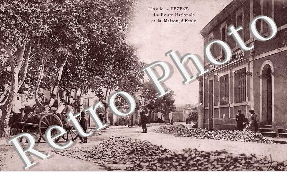 la route nationale et la maison d'école