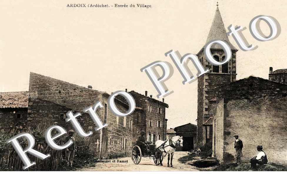 entree du village