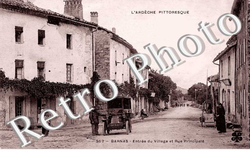 entrée du village et rue principale