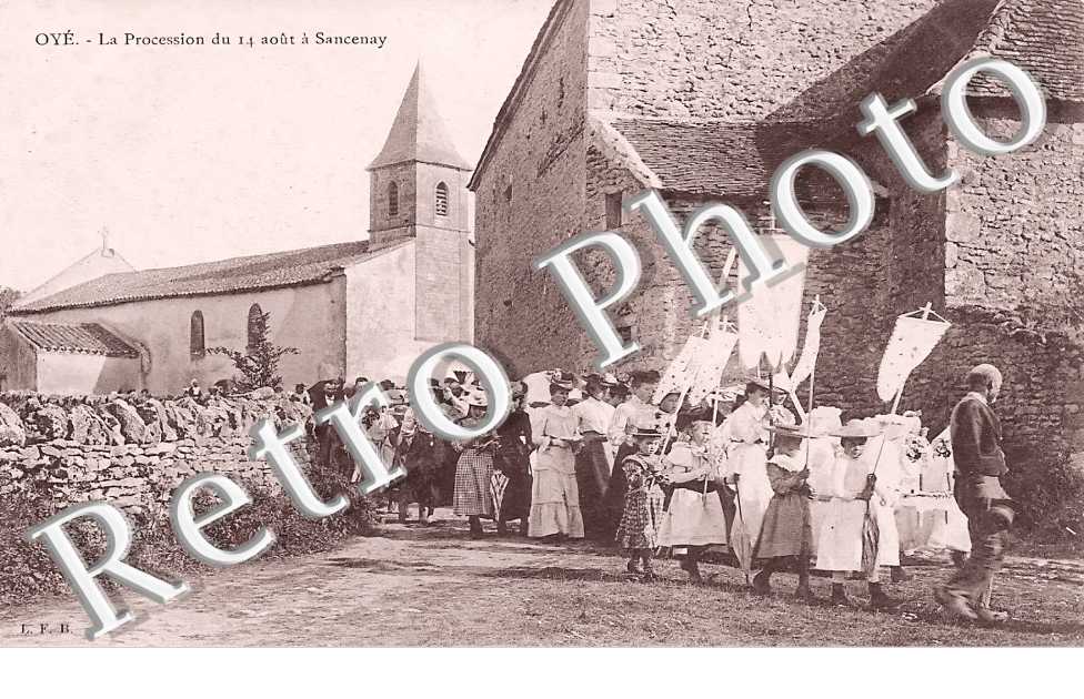 la Procession du 14 août à Sancenay