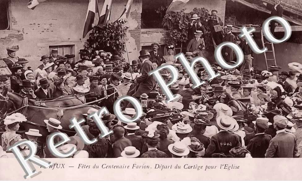 VERJUX  -  Fêtes des Centenaires FARION. Départ du Cortège pour l'église