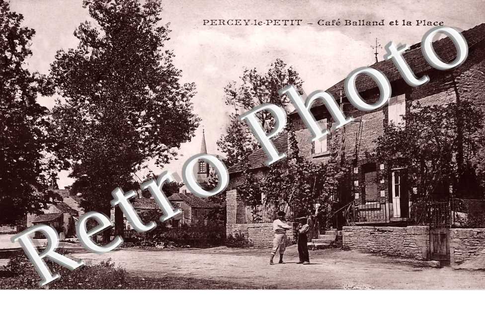 café Balland et la place
