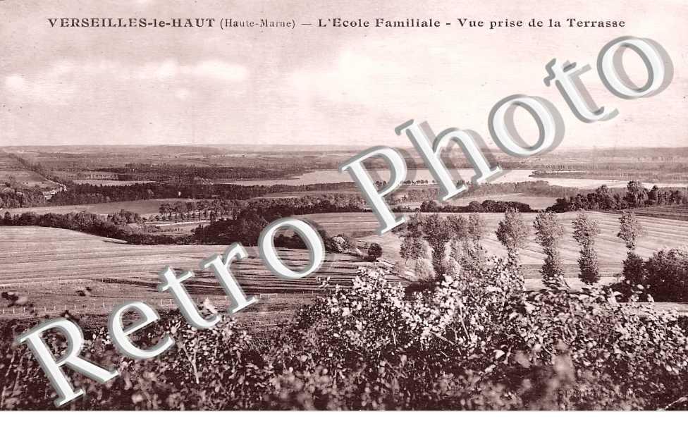 l'école familiale. Vue prise de la terrasse