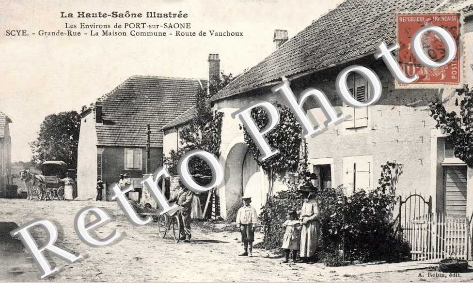 grande rue. La Maison commune. Route de Vauchoux