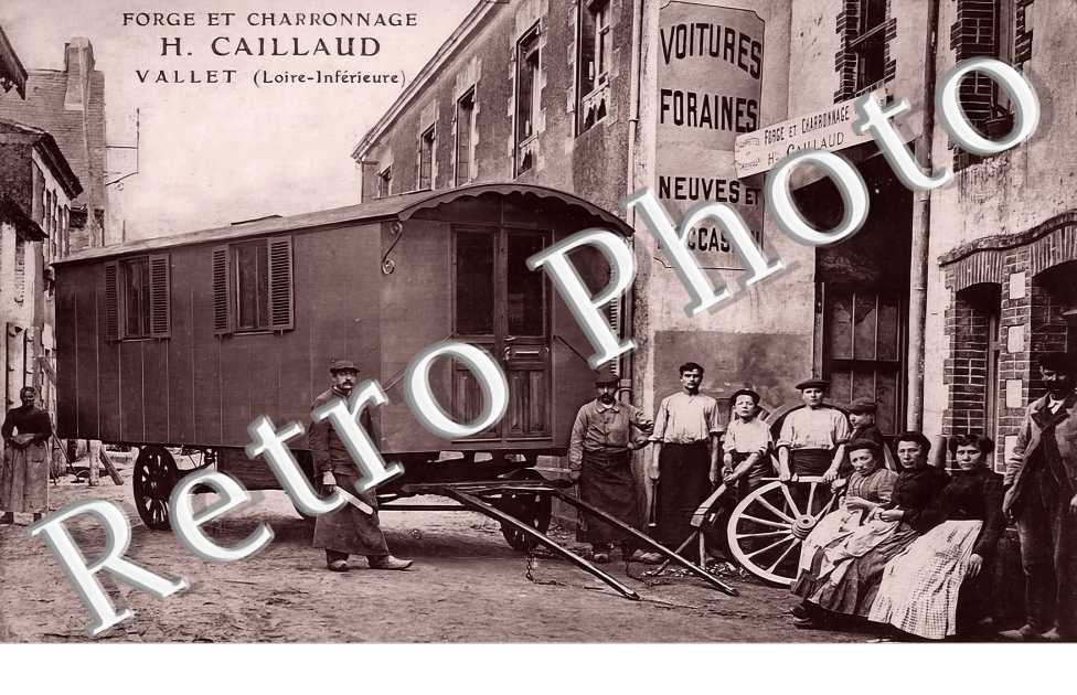Forge et Charronnage H. Caillaud. Voitures foraines Neuves et d'occasion