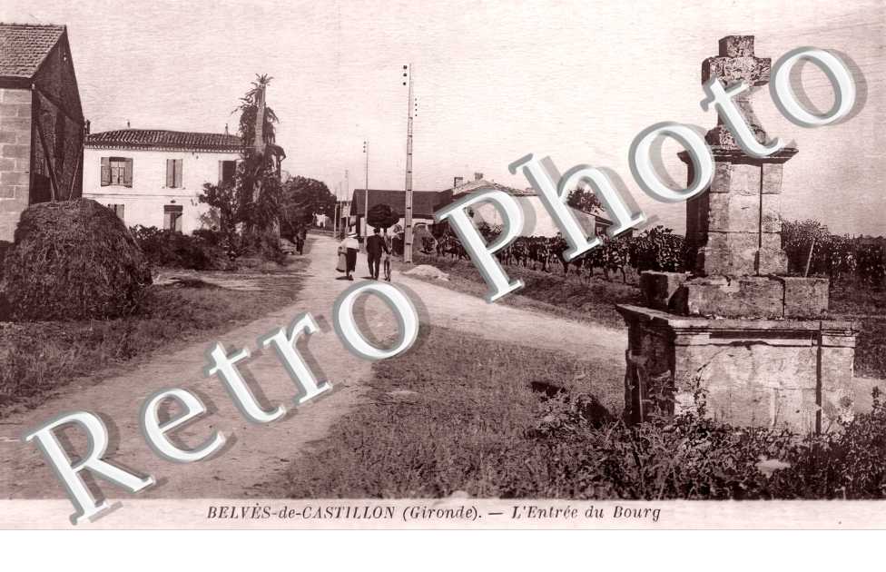 l'entrée du bourg