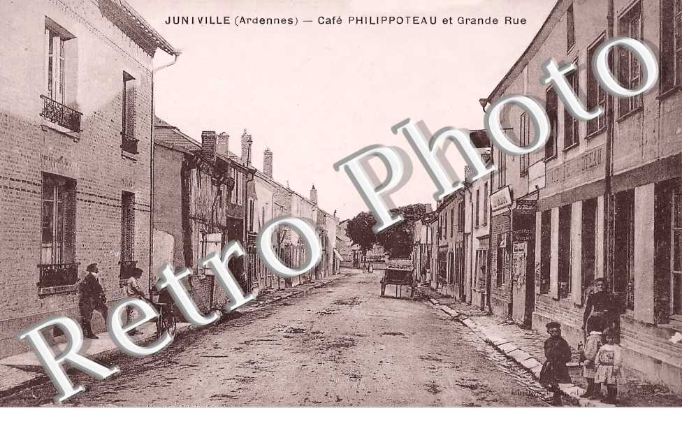 café Philippoteau et grande rue