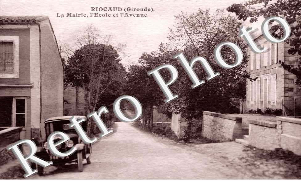 la mairie, l'école et l'avenue