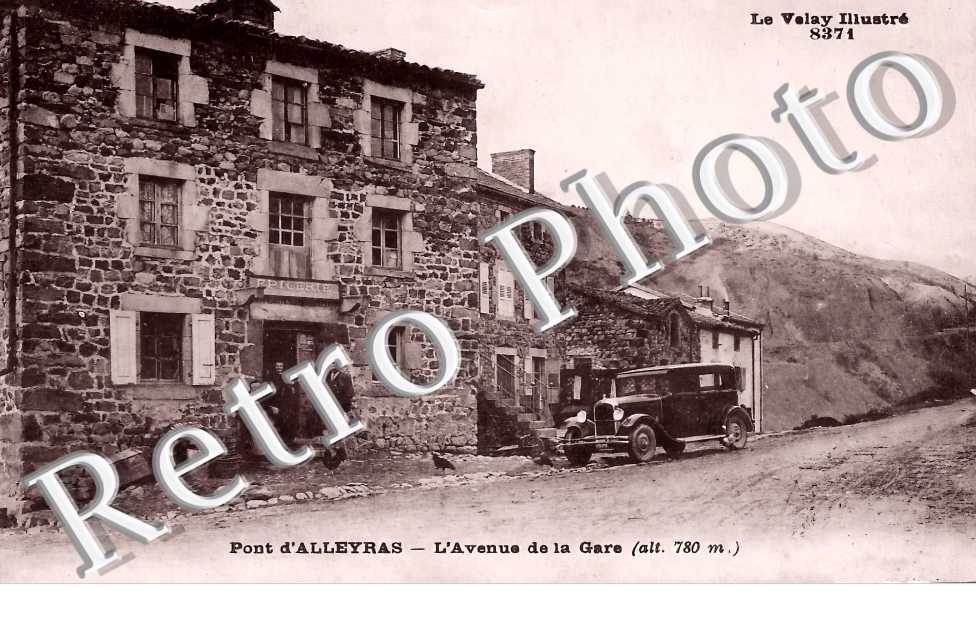 Pont d'Alleyras - l'avenue de la gare