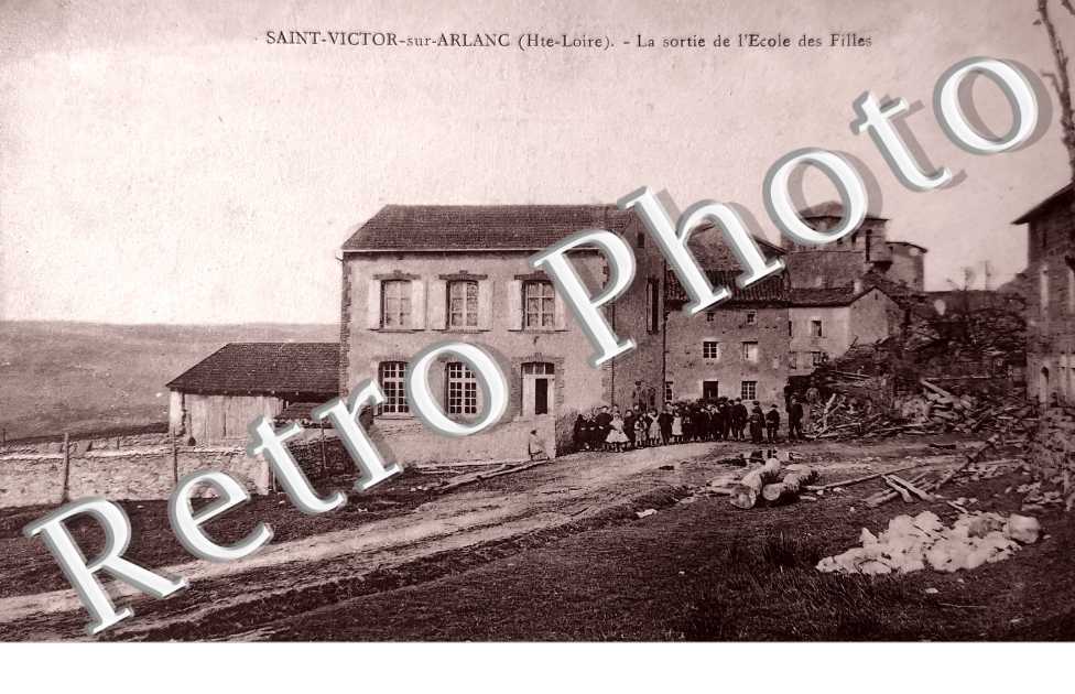 la sortie de l'école des filles
