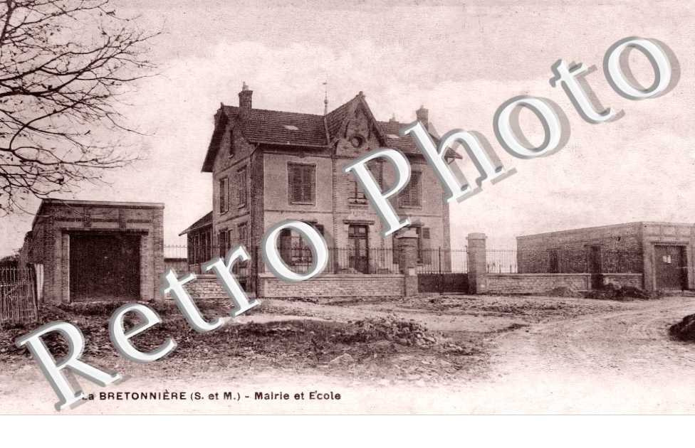 La Bretonnière Mairie et école