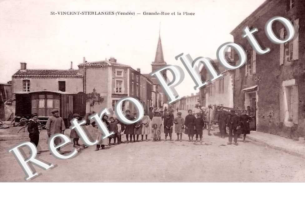 grande rue et la place