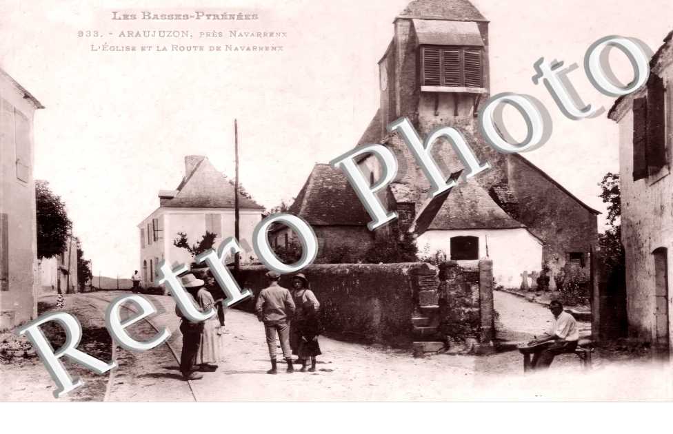 l'église et la route de Navarrenx