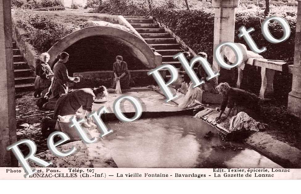 Lonzac-Celles. La vielle fontaine