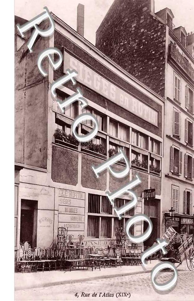 Sièges en rotin. 4 rue de l'Atlas