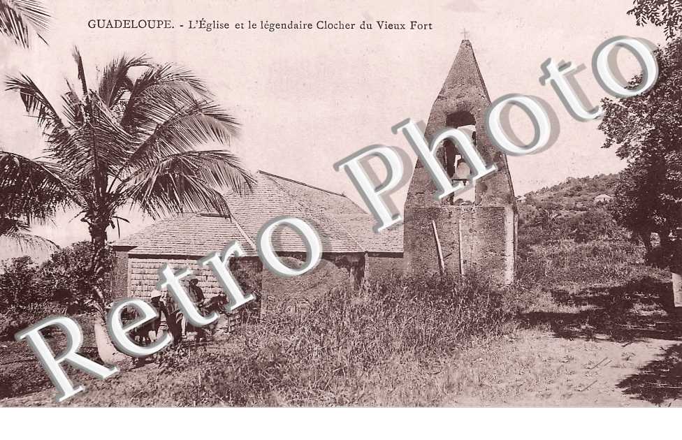 l'église et le légendaire clocher du Vieux Fort