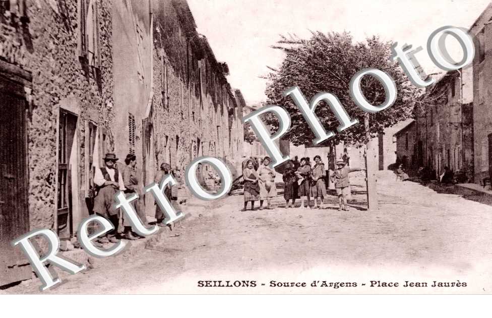 source d'Argens. Place Jean Jaurès