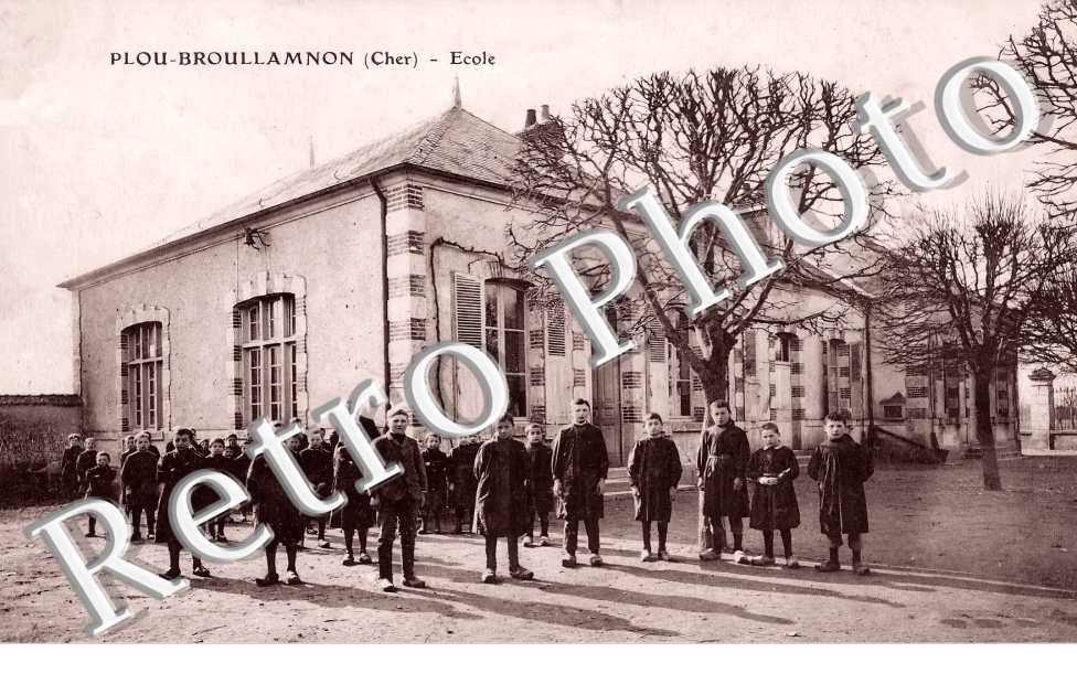 PLOU-BROULLAMNON - école