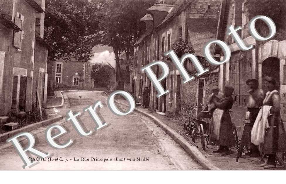 la rue principale allant vers Maillé