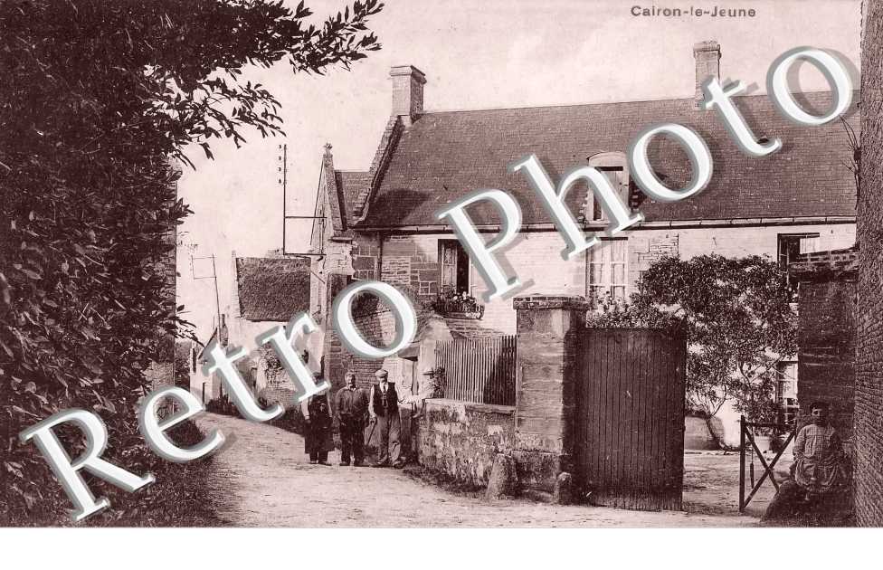 Cairon-le-Jeune. le bourg