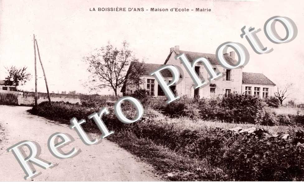 Maison d'école. Mairie