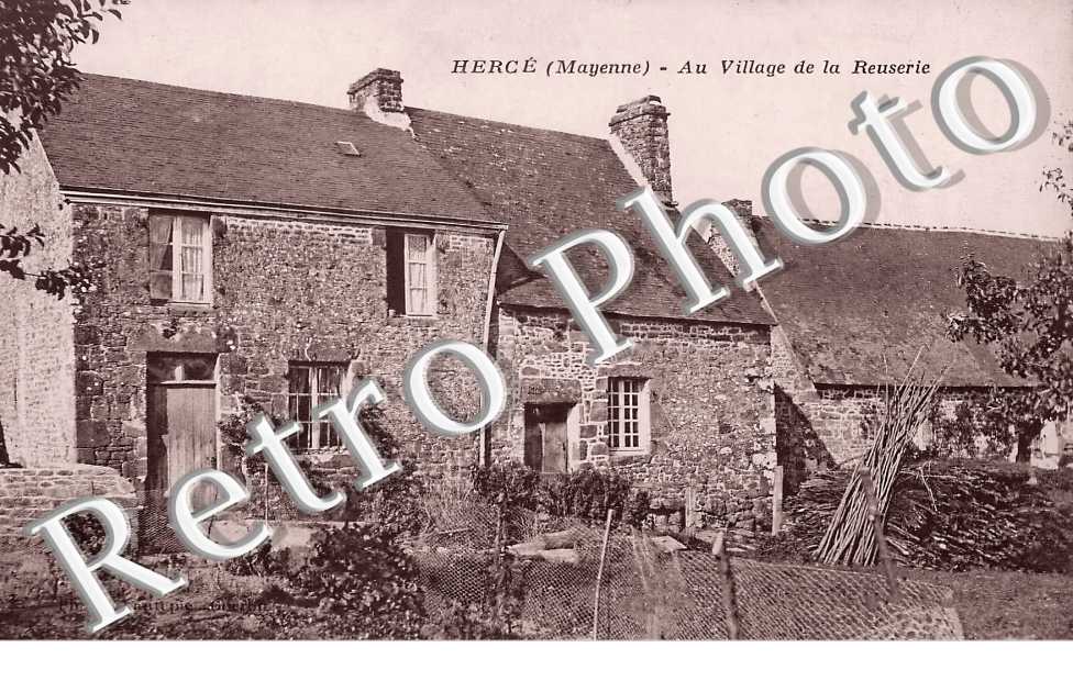 au village de la Reuserie