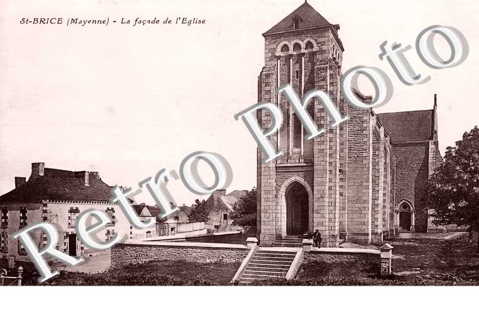 la façade de l'église