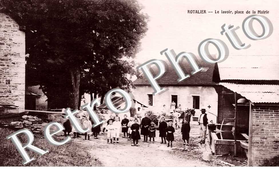 le lavoir, place de la mairie