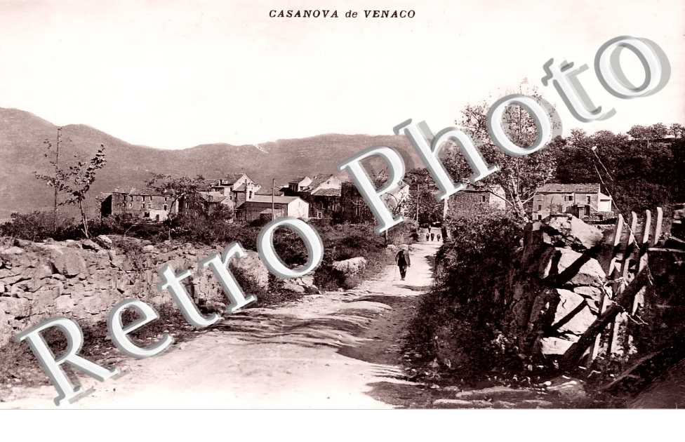 l'entrée du bourg