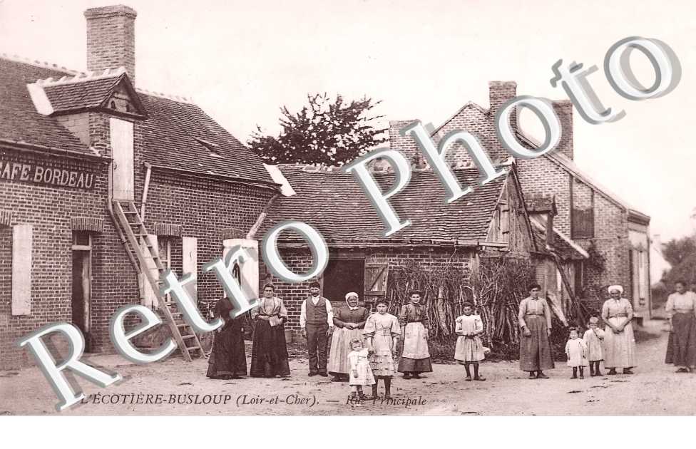 L'Ecotiere-Busloup. Rue principale