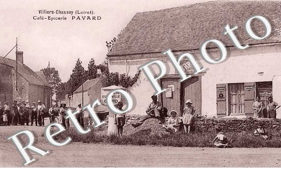 Villiers-Chaussy. Café épicerie Pavard