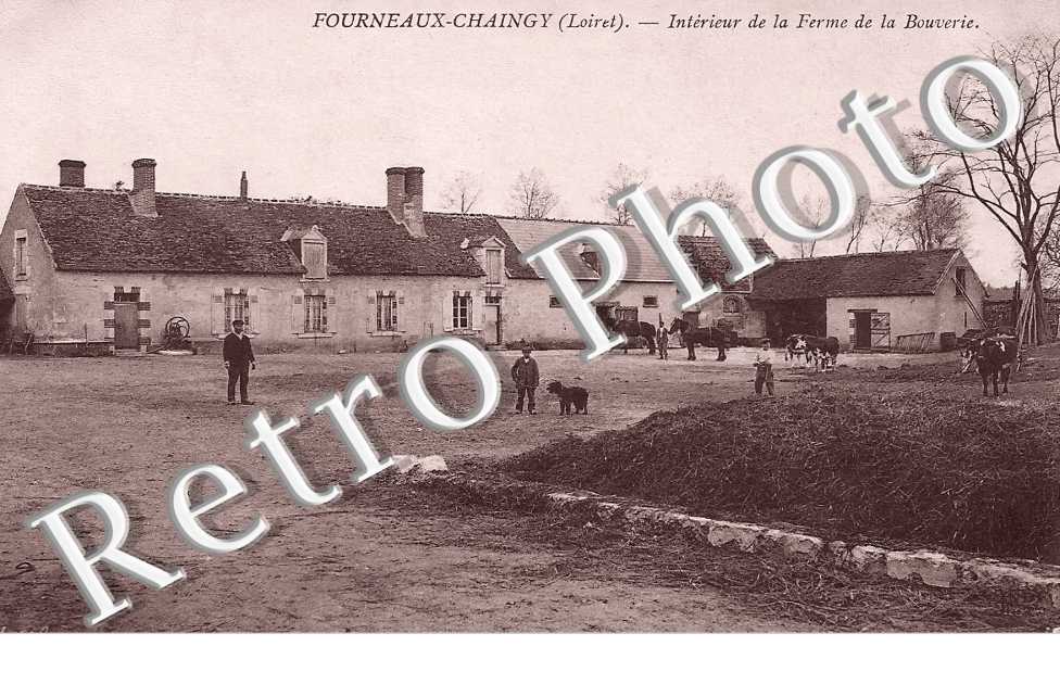 Fourneaux-Chaingy. Intérieur de la ferme de la Bouverie