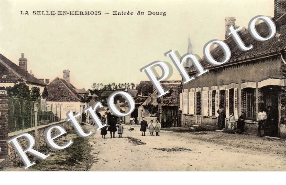 entrée du bourg  